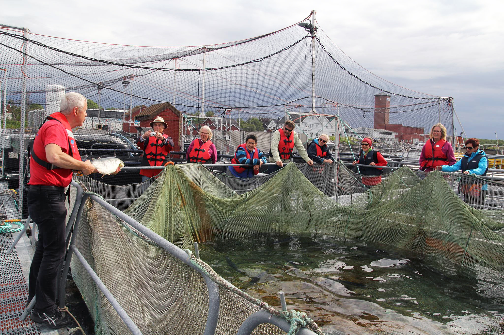 11728267_10207079487696480_57040328_o_77434015-d4a9-4f5b-83b8-3aa8ec57dcdf Norsk havbrukssenter har omvisninger hele året.